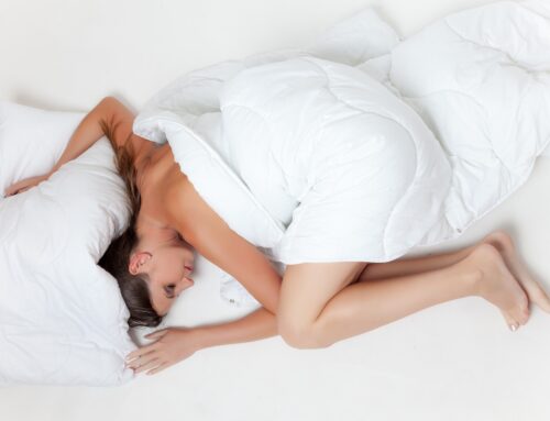 8 důvodů, proč byste měli spát nazí
